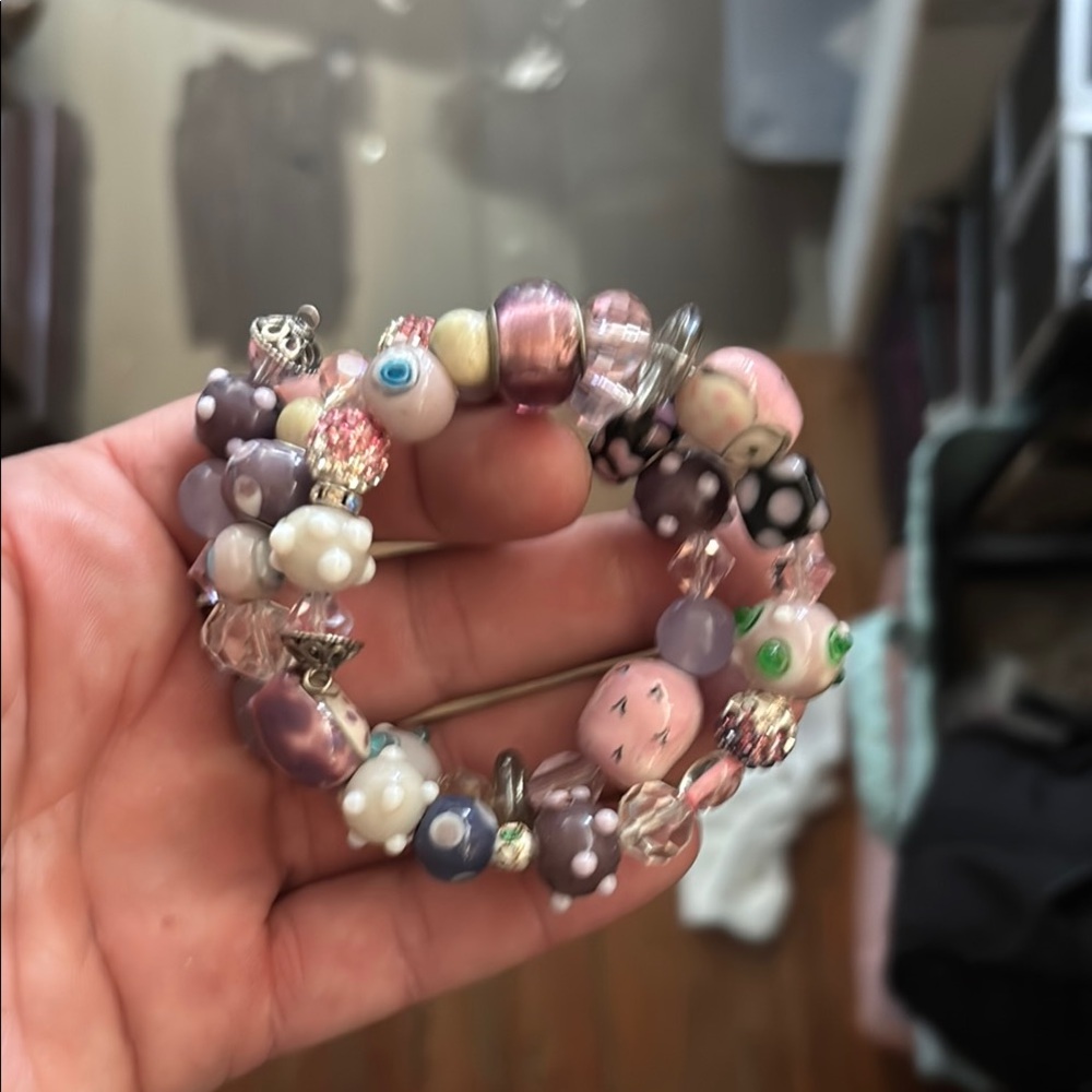 Elegant Beaded Bracelet with Purple and Pink Accents